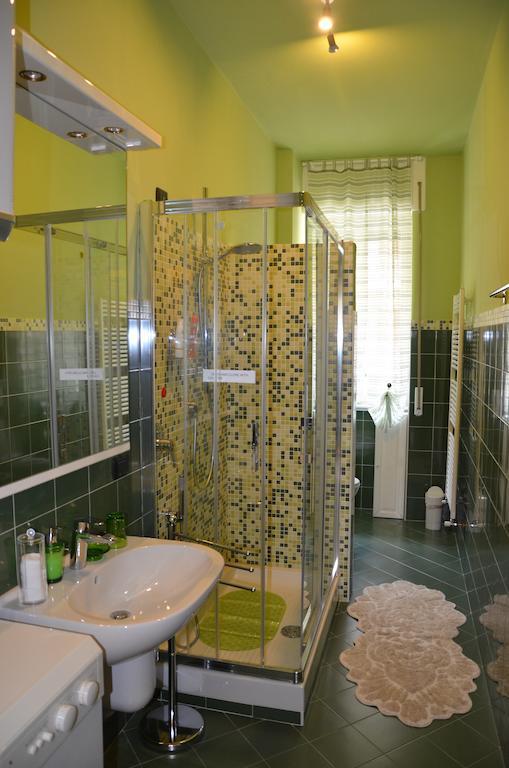 Green Quercia Apartment كومو الغرفة الصورة