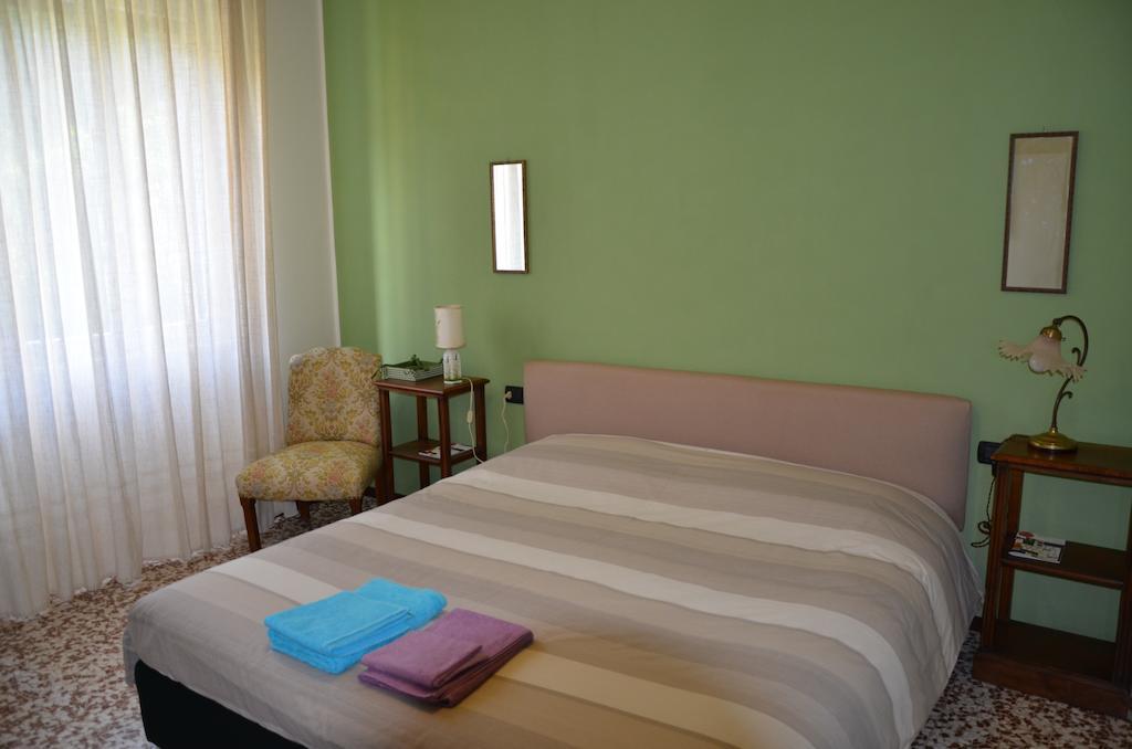 Green Quercia Apartment كومو الغرفة الصورة